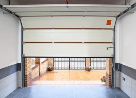 Секционные ворота для гаражей